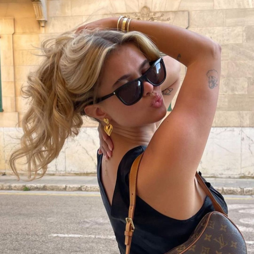 Double Heart Statement Ohrringe - Statement-Ohrring mit zwei Herzen