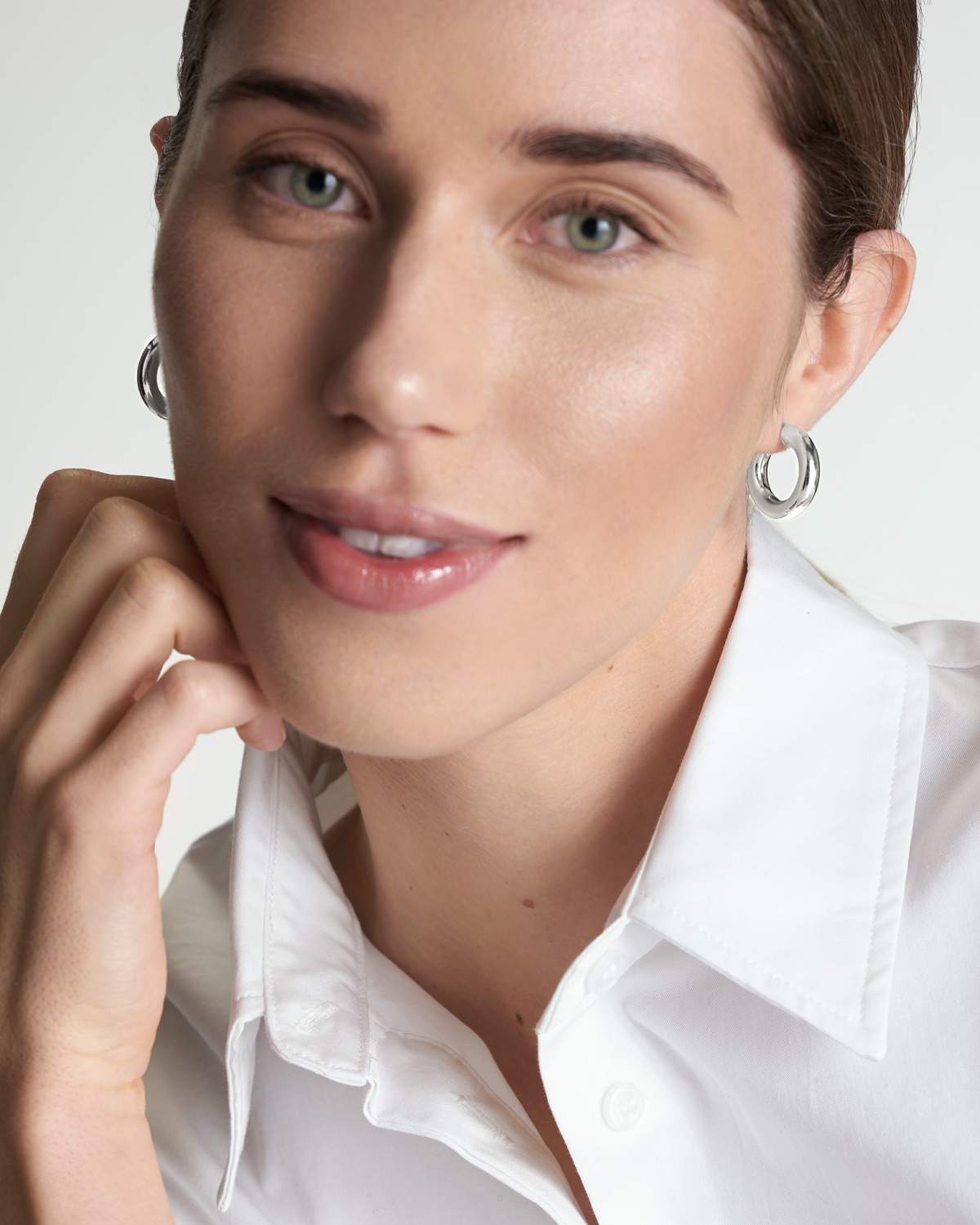 Leila - Kleine silberne Creolen