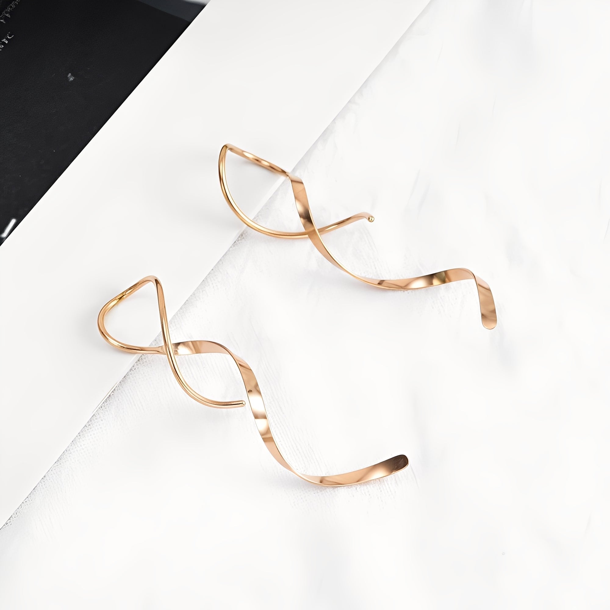 Mel – Ohrringe Spiralen Gold