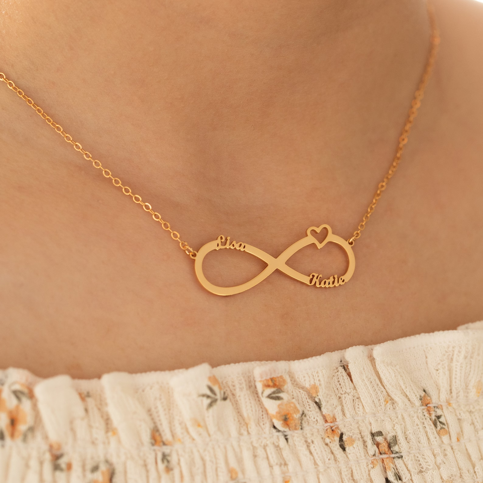 Personalisierte Infinity Halskette - Unendlichkeits Namenskette