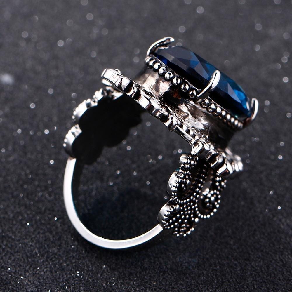 Ysoria – Ring Pfau in Blauem Saphir Vintage