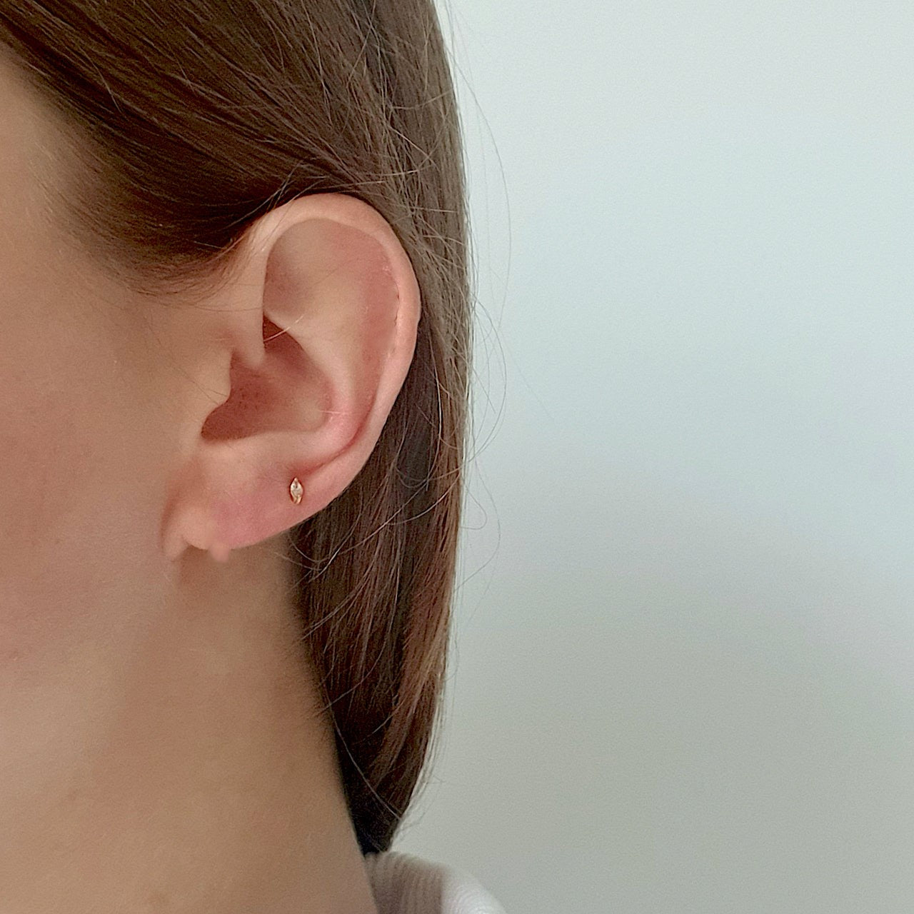 Sage - Winzige Marquise Ohrstecker