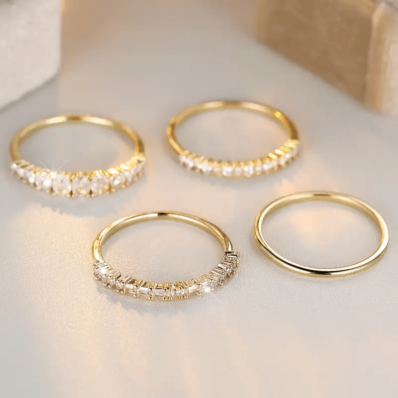 Laura – Stapelringe aus vergoldetem Zirkon 14k