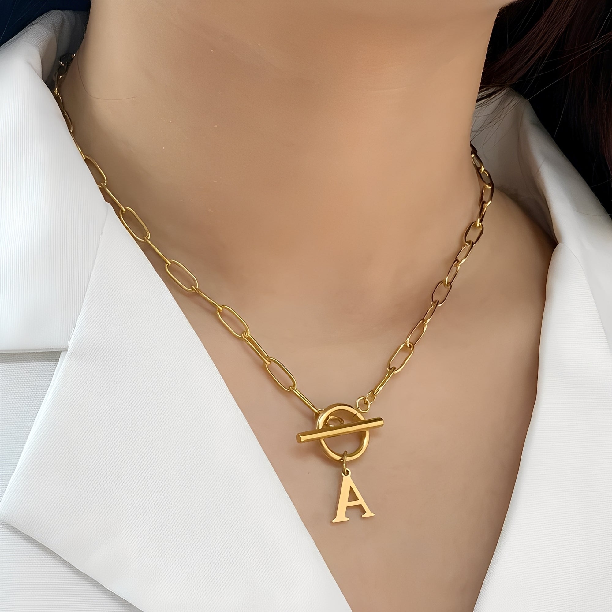 Amara – Collier Initiale aus Papier mit Gliedern
