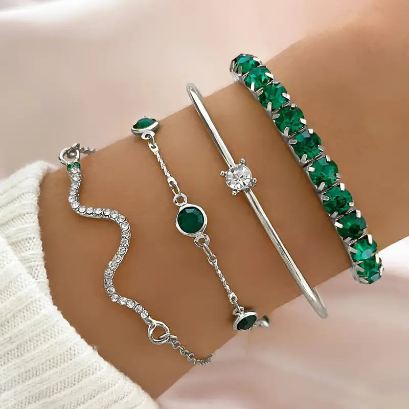 Camille – Ensemble von Eleganten Armbändern mit Grünen Steinen