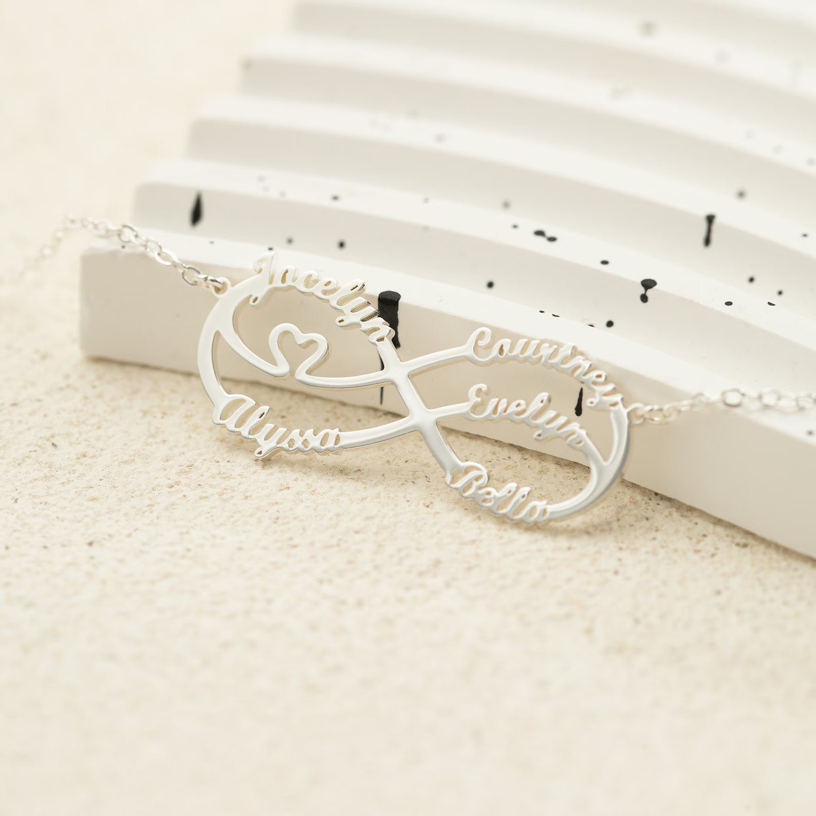 Personalisierte Infinity Halskette - Unendlichkeits Namenskette