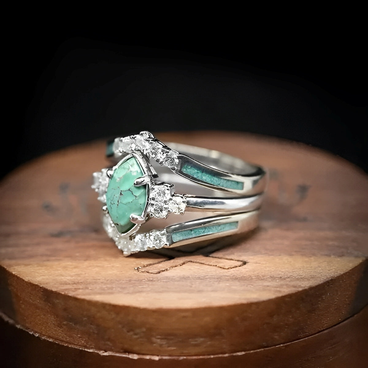 Solene – Ring mit Natürlichem Türkis und Diamantdetails