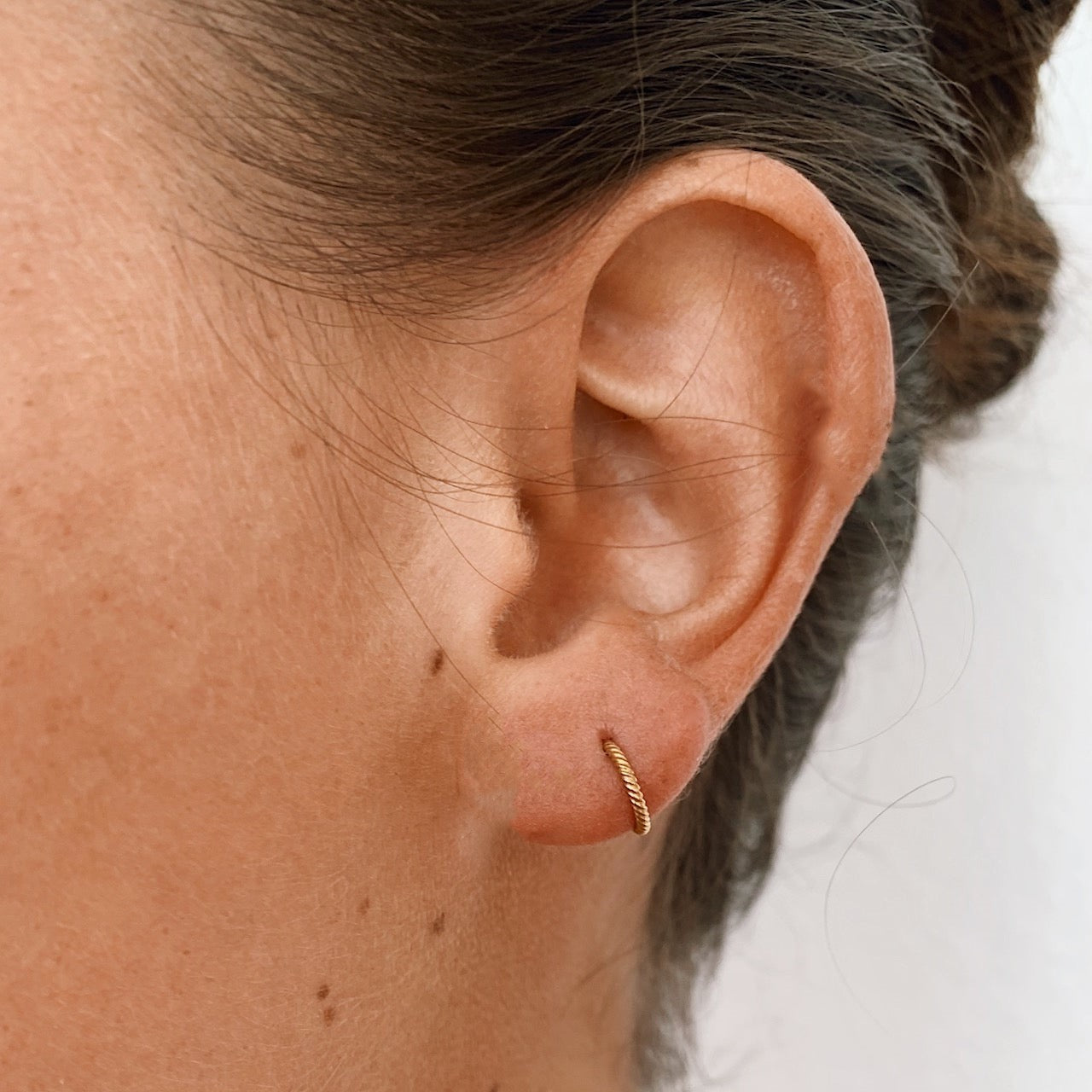 Leila - Gedrehte Seil-Creolen 8mm