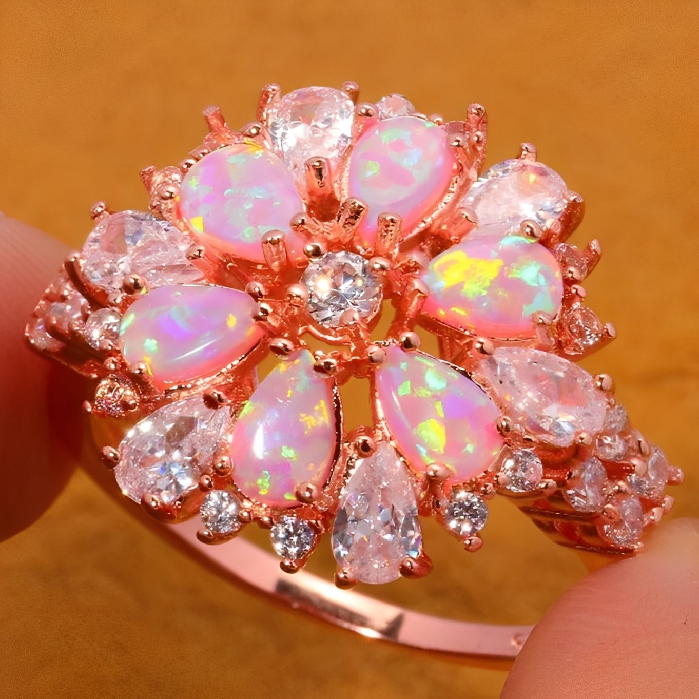 Rian – Feiner Ring Blume Feueropal