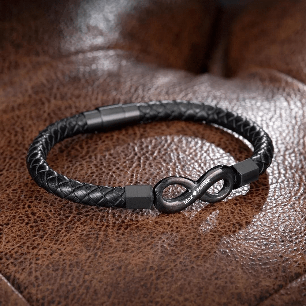 Hani – Personalisiertes Unendlichkeit Armband aus Leder