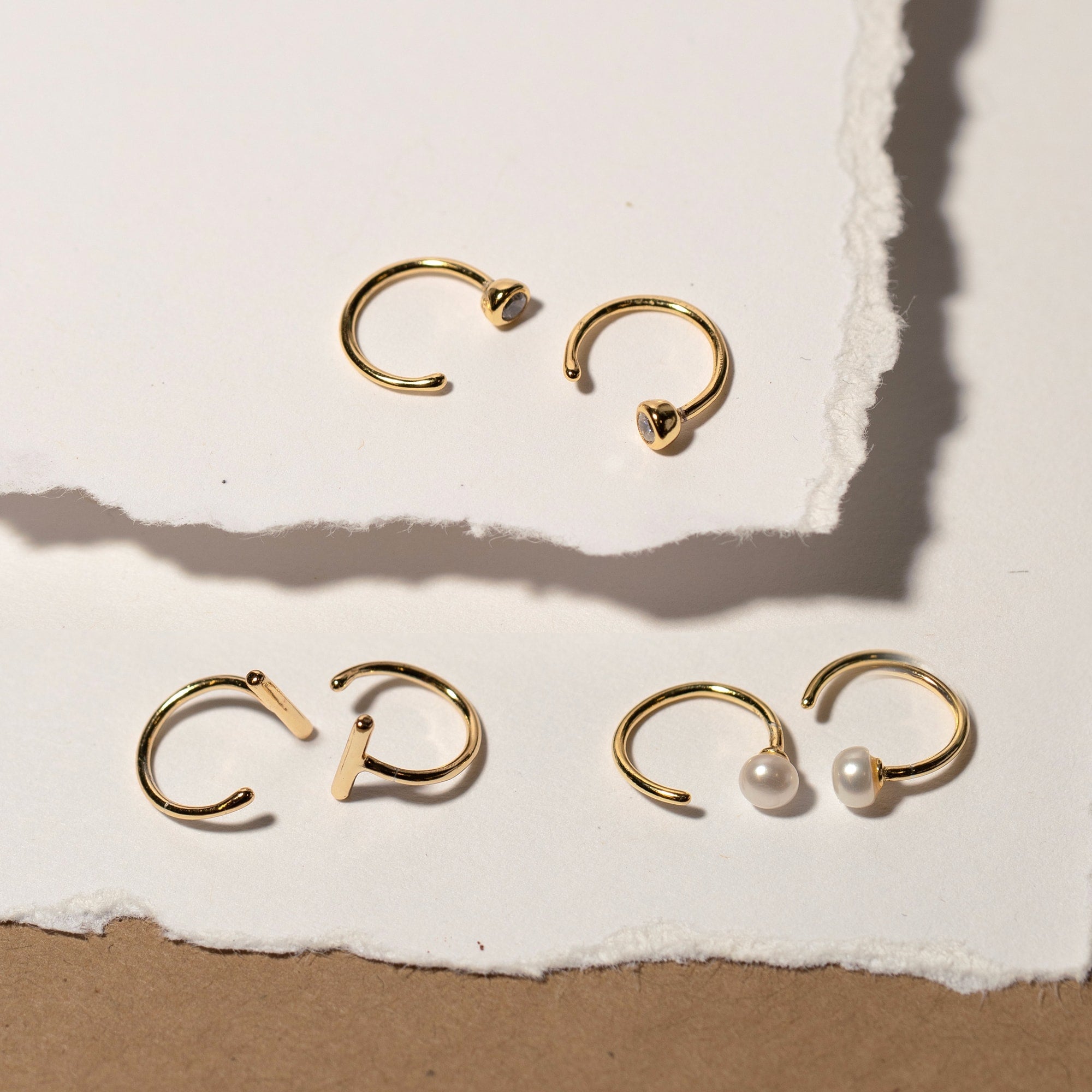 Rima - Bar Huggie Ohrringe