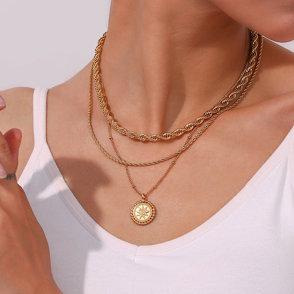 Nelia – Elegante Goldene Kette