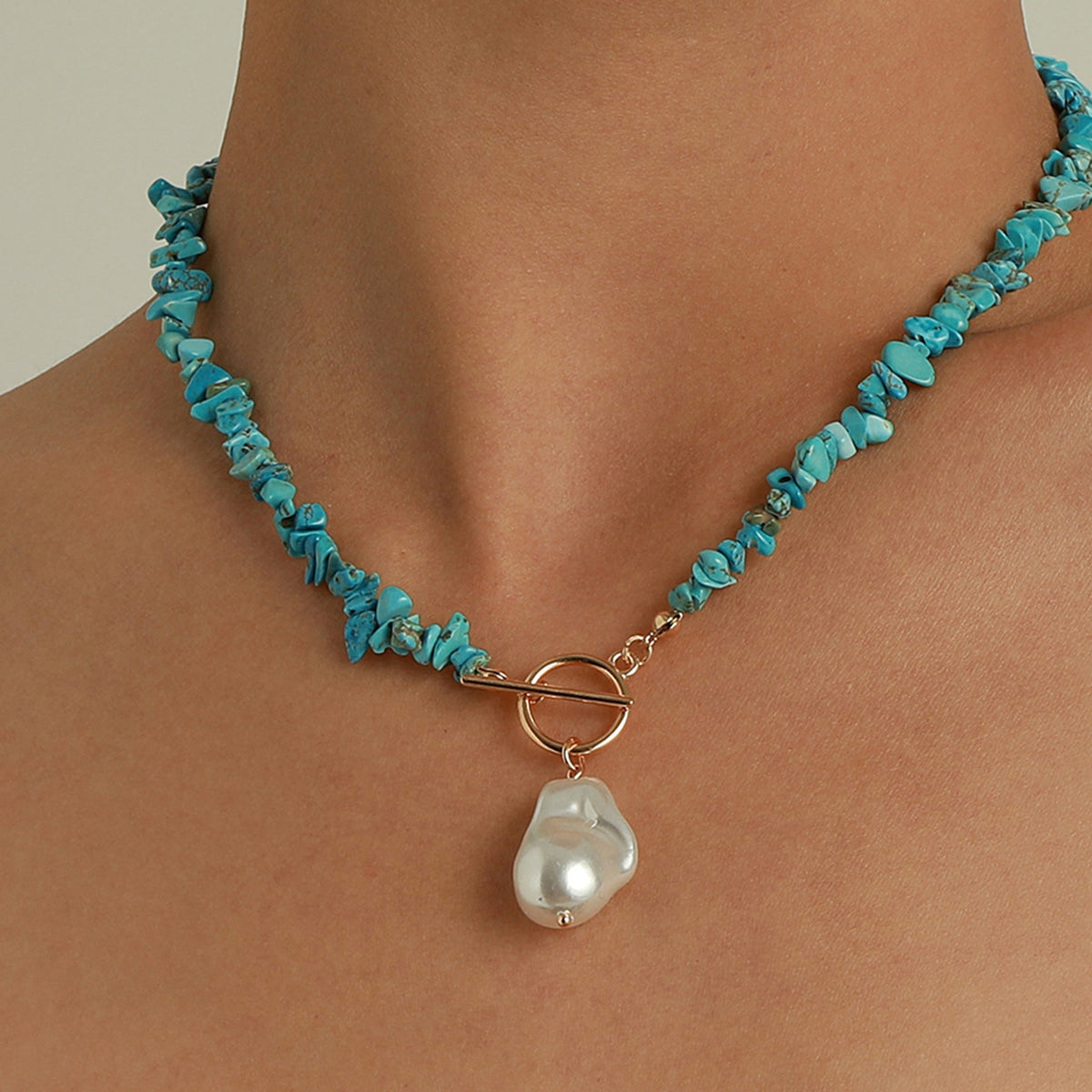 Dione – Collier Perlen und Türkis Raffiniert