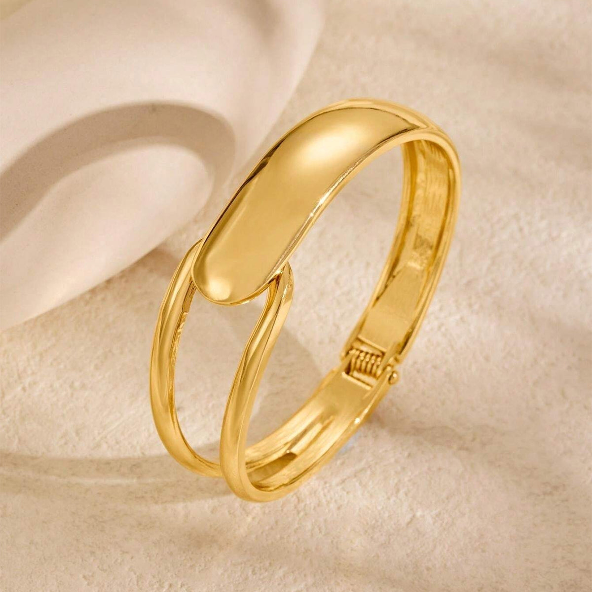 Livina – Feine elegante Goldarmband