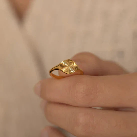 Hera – Ring Strahlende Sonne