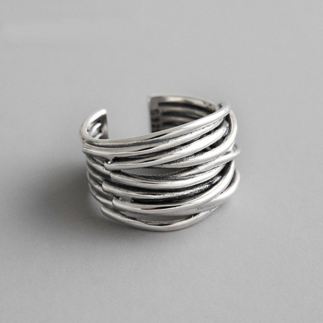 Nerea – Silber Verstellbarer Ring mit Schichten