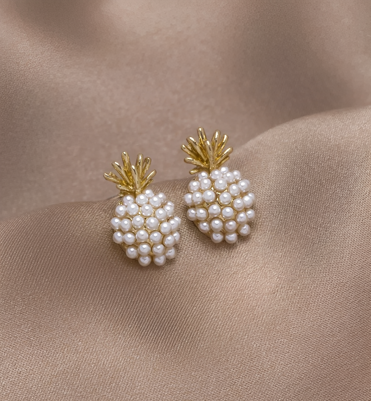 Lucy – Ohrringe Ananas & Perlen