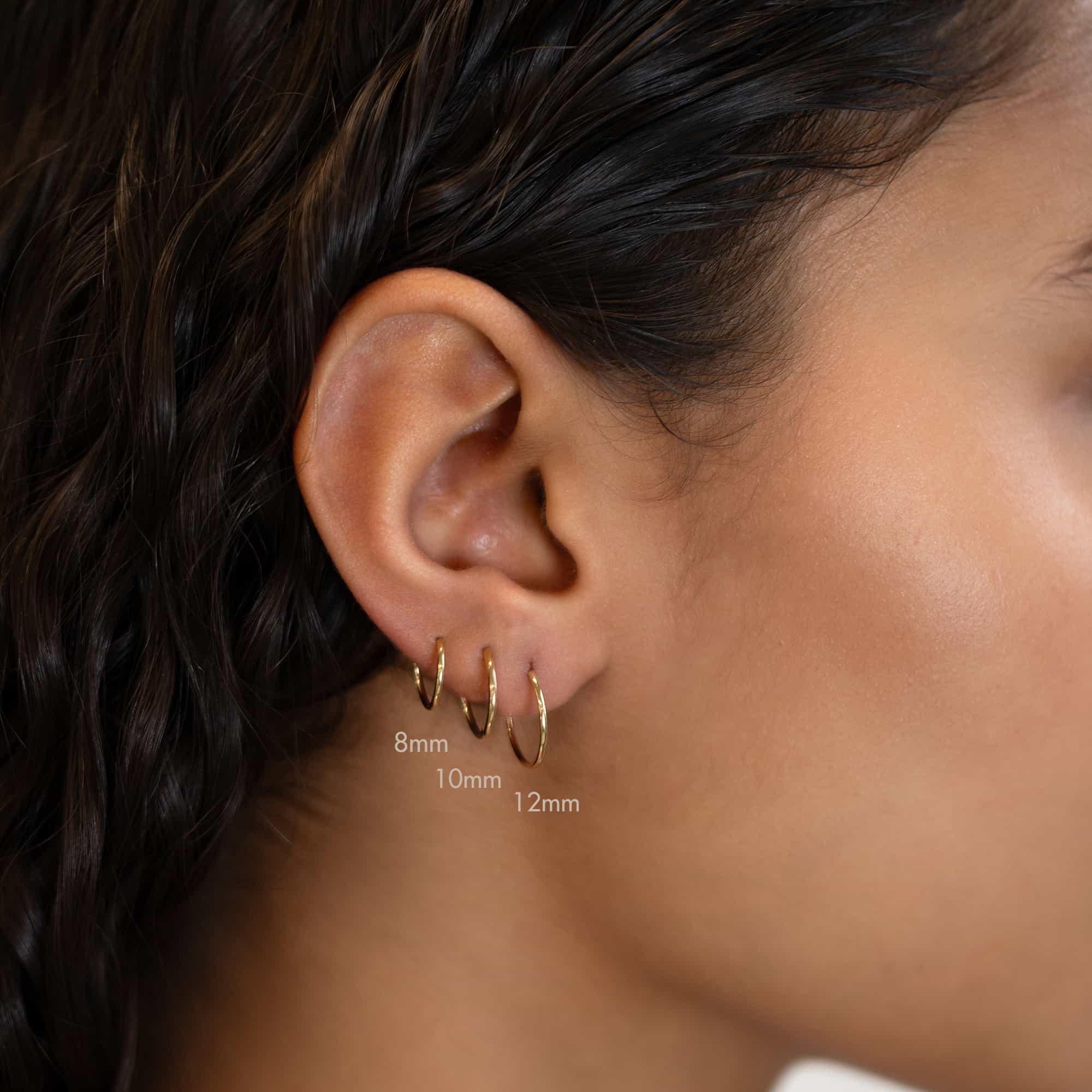 Klassische dünne Huggie Hoops