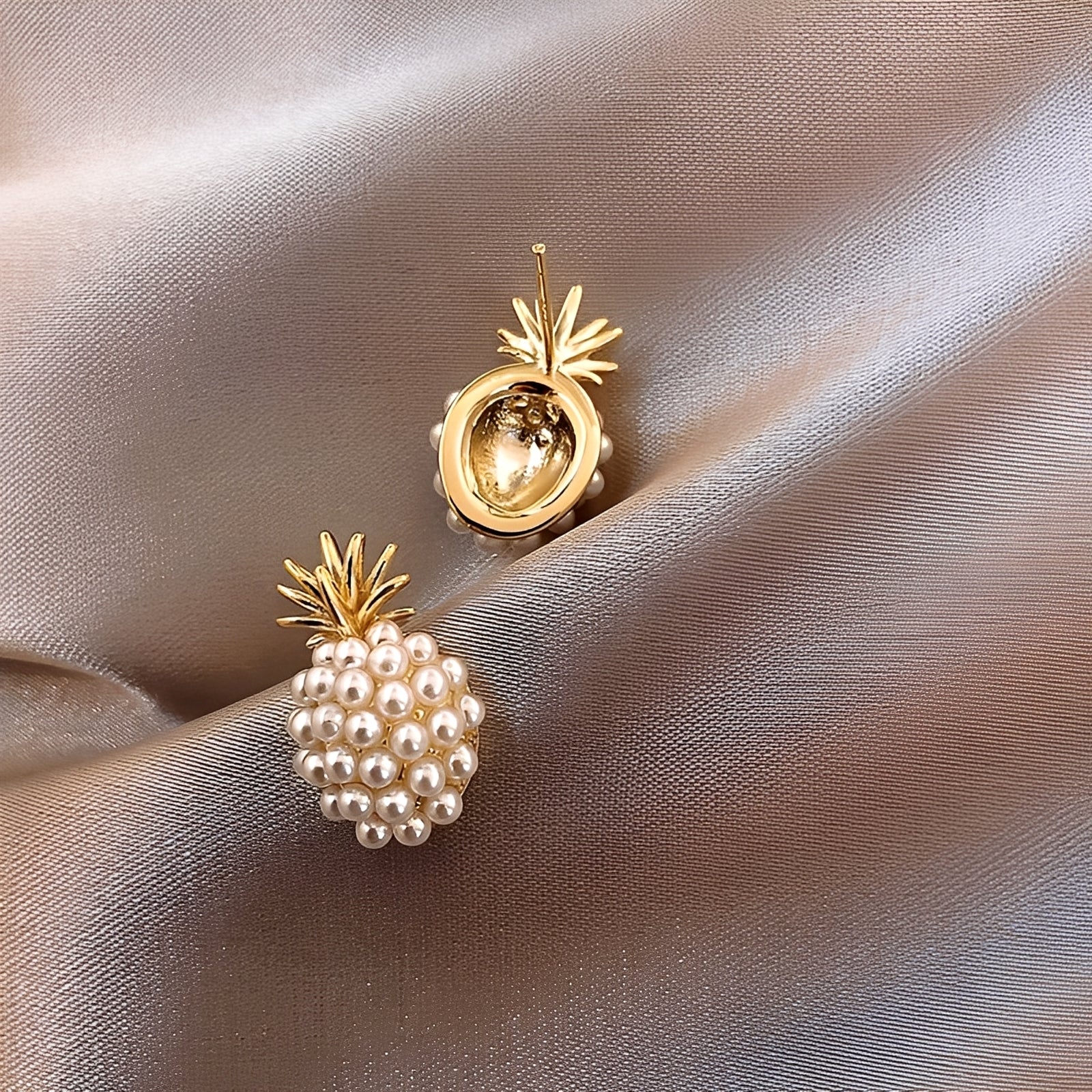 Lucy – Ohrringe Ananas & Perlen