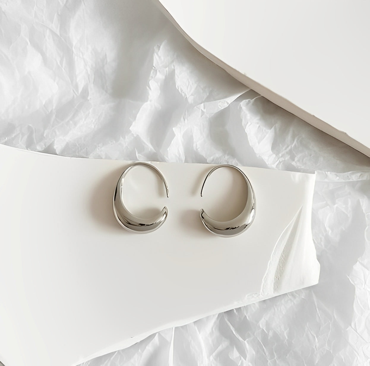 Aura – Luxus-Ohrringe in Gold