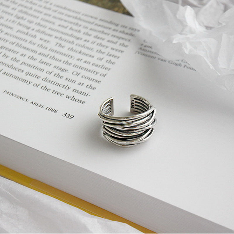 Nerea – Silber Verstellbarer Ring mit Schichten