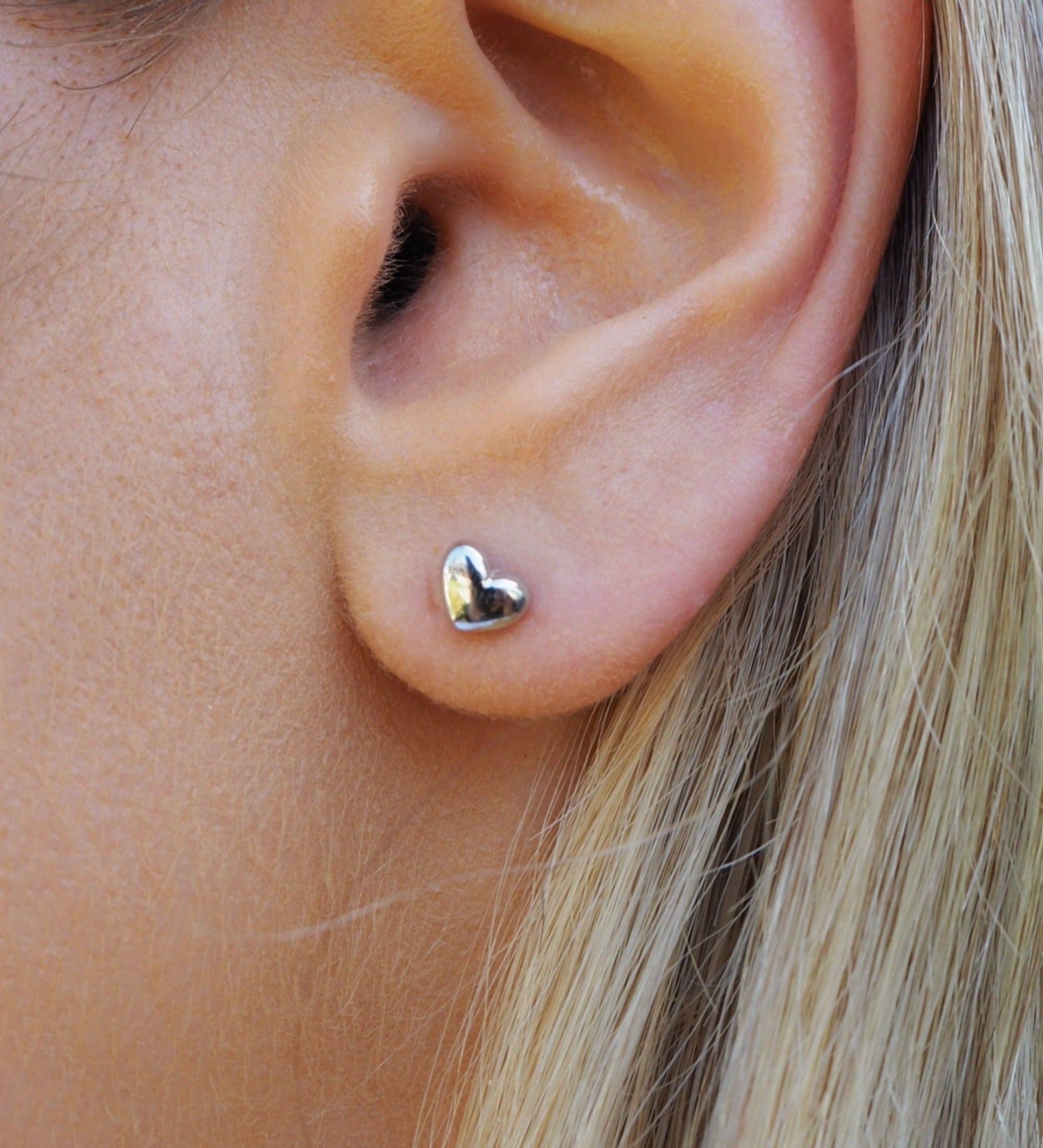 Sterling Silber Mini Herz Ohrstecker