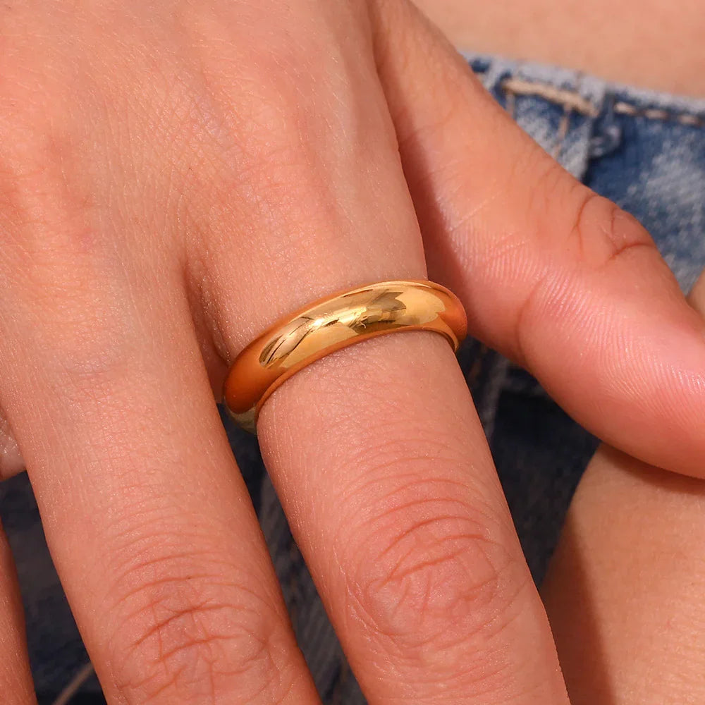 Yorina – Moderner Goldener Ring