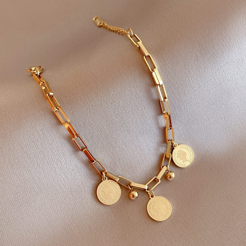 Maja – Verstellbares Armband mit Goldmünzen