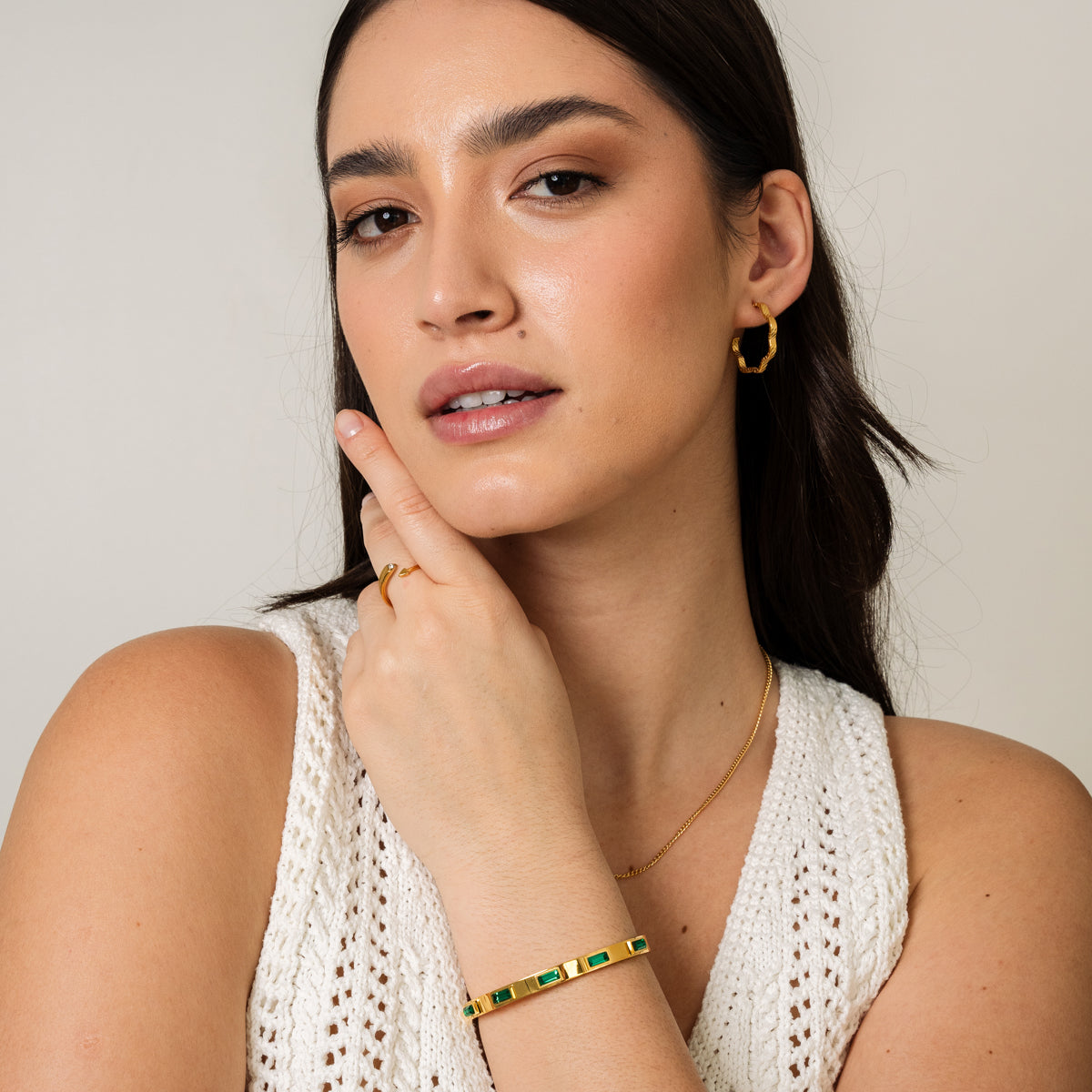 Kezz – Armband Quadratische Steine Gold/Grün