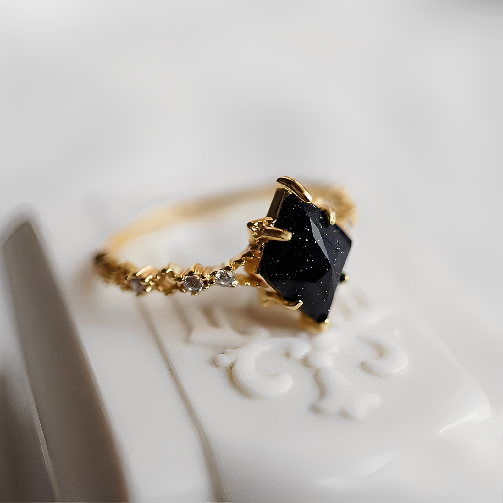 Nerisa – Ring Obsidian Dunkle Nacht