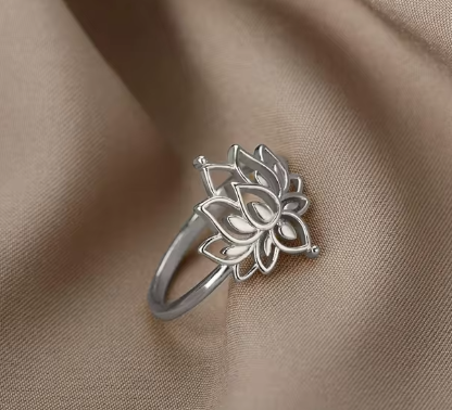 Lotusblume - Zierlicher Ring