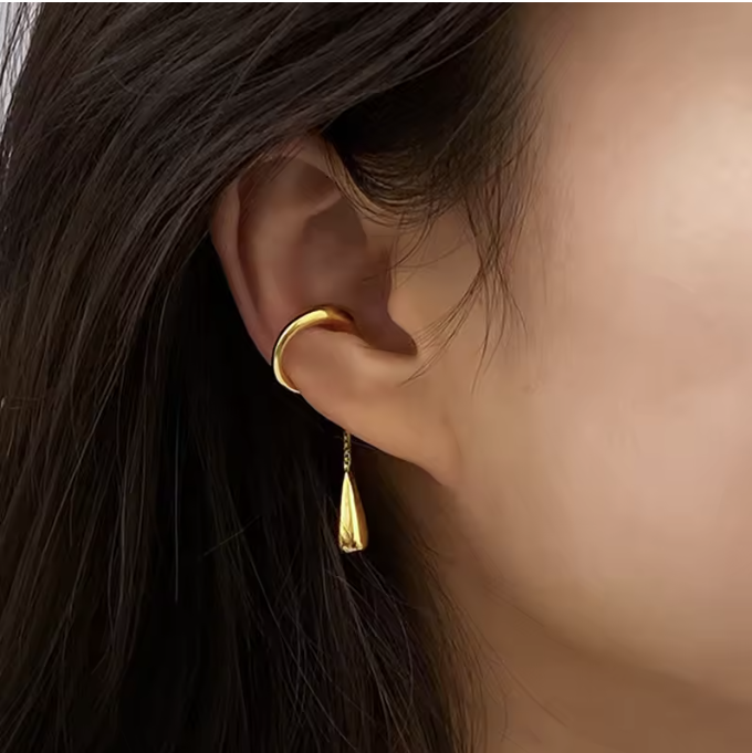 Aiyana – Ohrmanschette Linie Studio