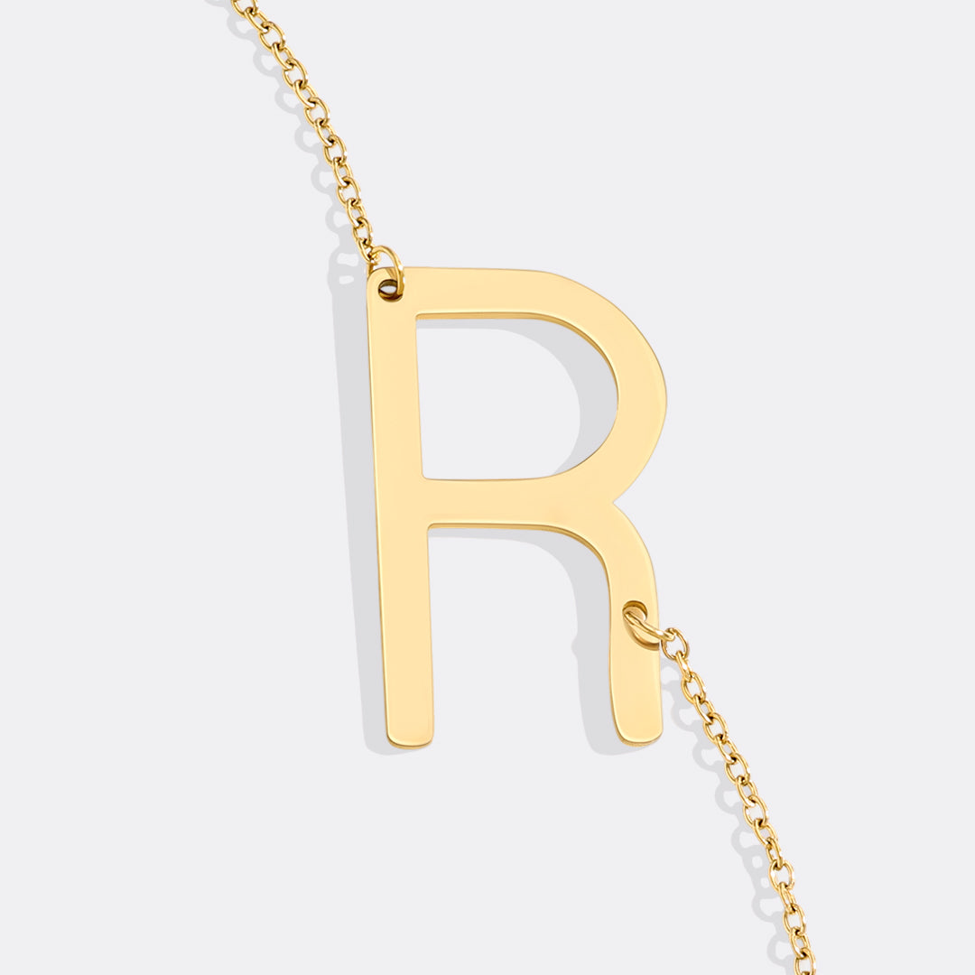 Inez – Halskette Initial Deklarativ