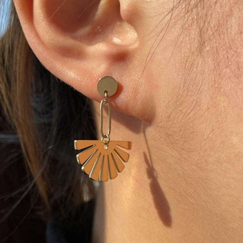 Floral Drop Ohrstecker - Fächerförmige Ohrringe