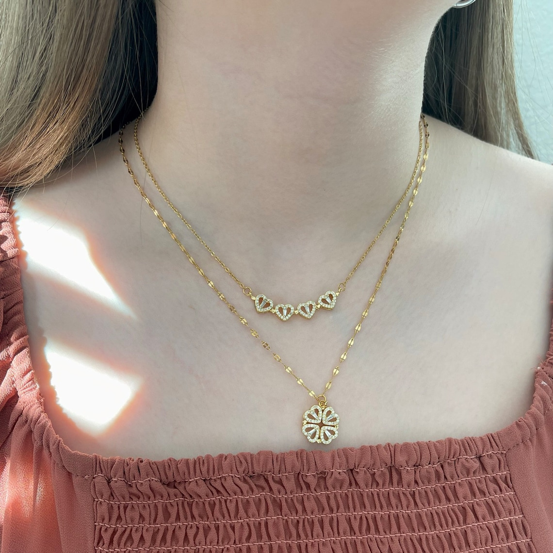 Vierblättrige Kleeblatt-Halskette - Magnetische Herz-Halskette