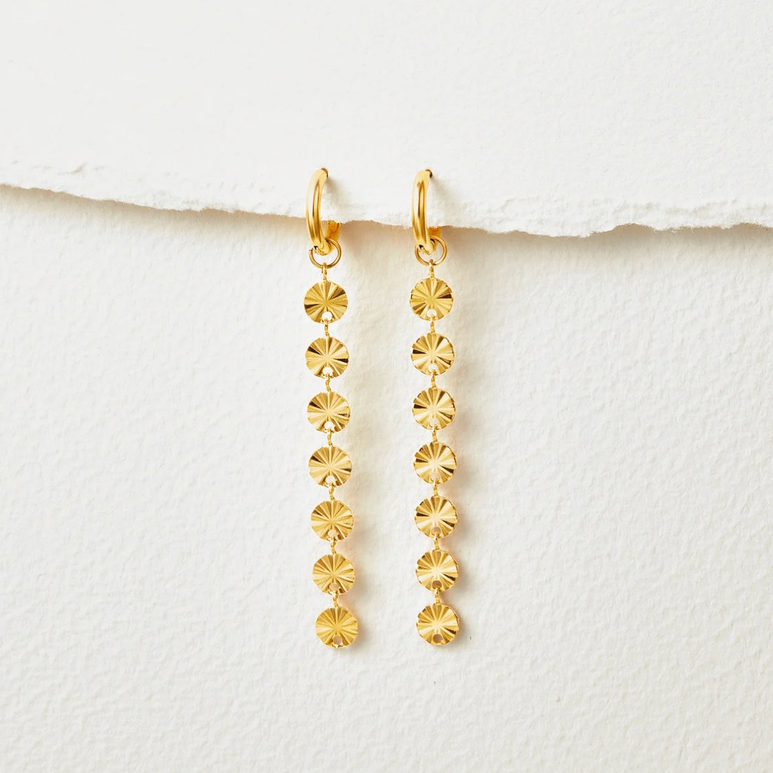 Zaya – Scheibenohrringe in 18K Gold