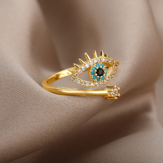 Amaris – Schützender Ring Blaues Auge und Diamant