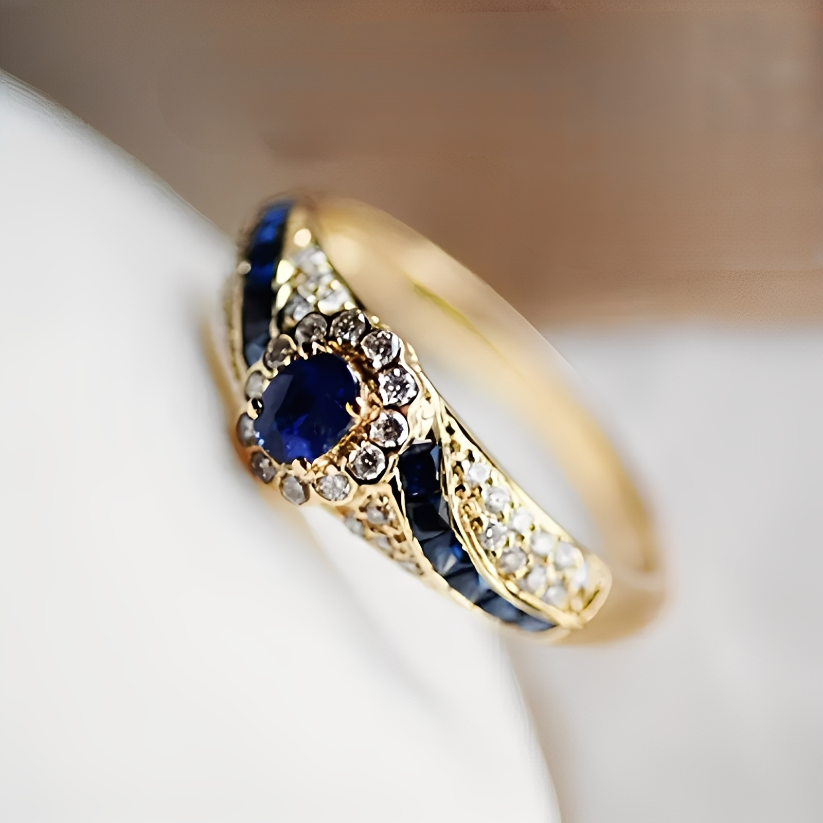 Avelisse – Goldener Ring Moraziel