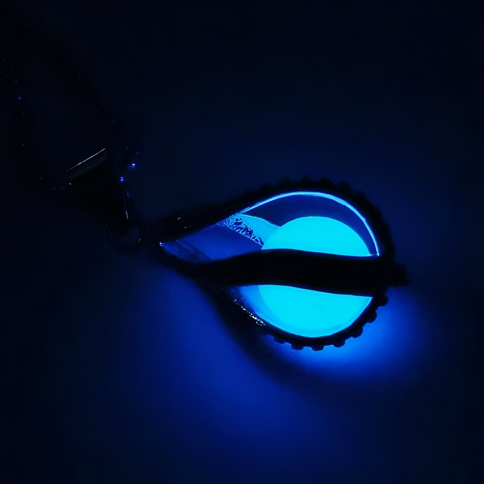 Arielle – Halskette Leuchtender Tropfen der Meerjungfrau