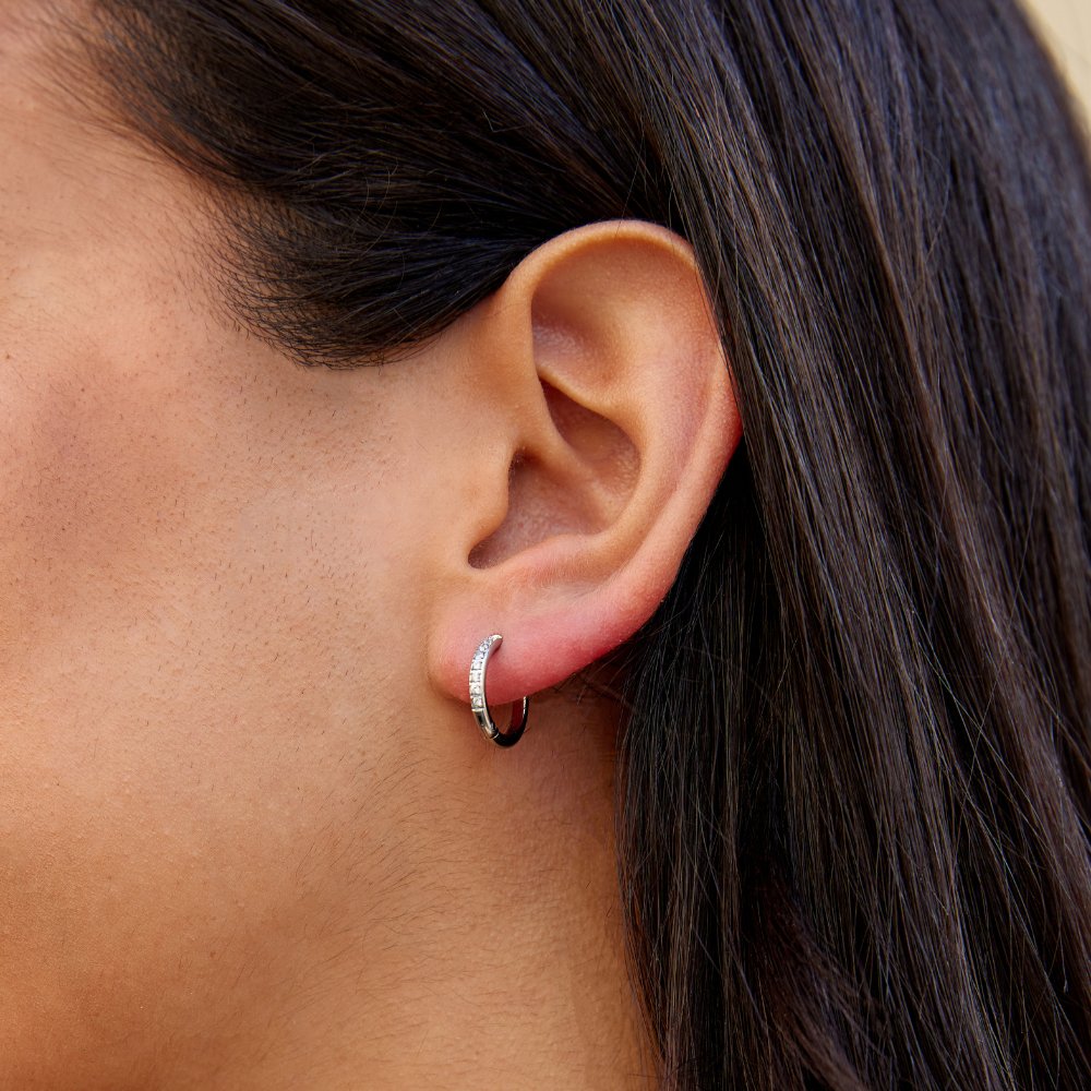 Noa – Elegante Goldene Kreolen