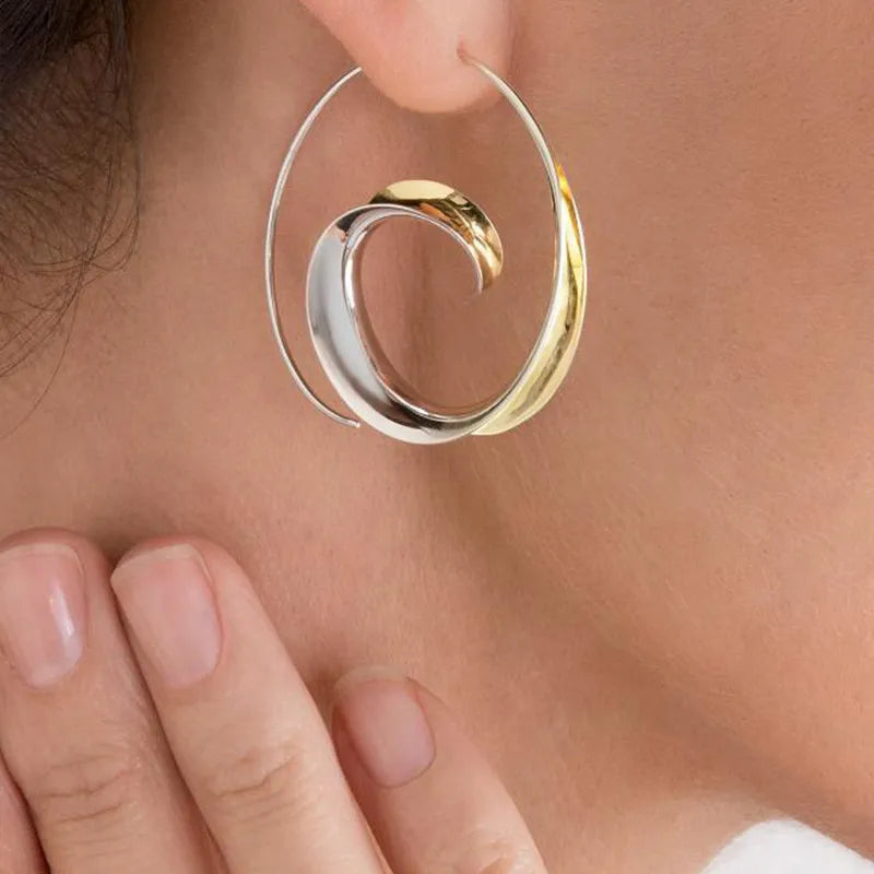 Die Welle des Stils – Vintage Spiral Ohrringe