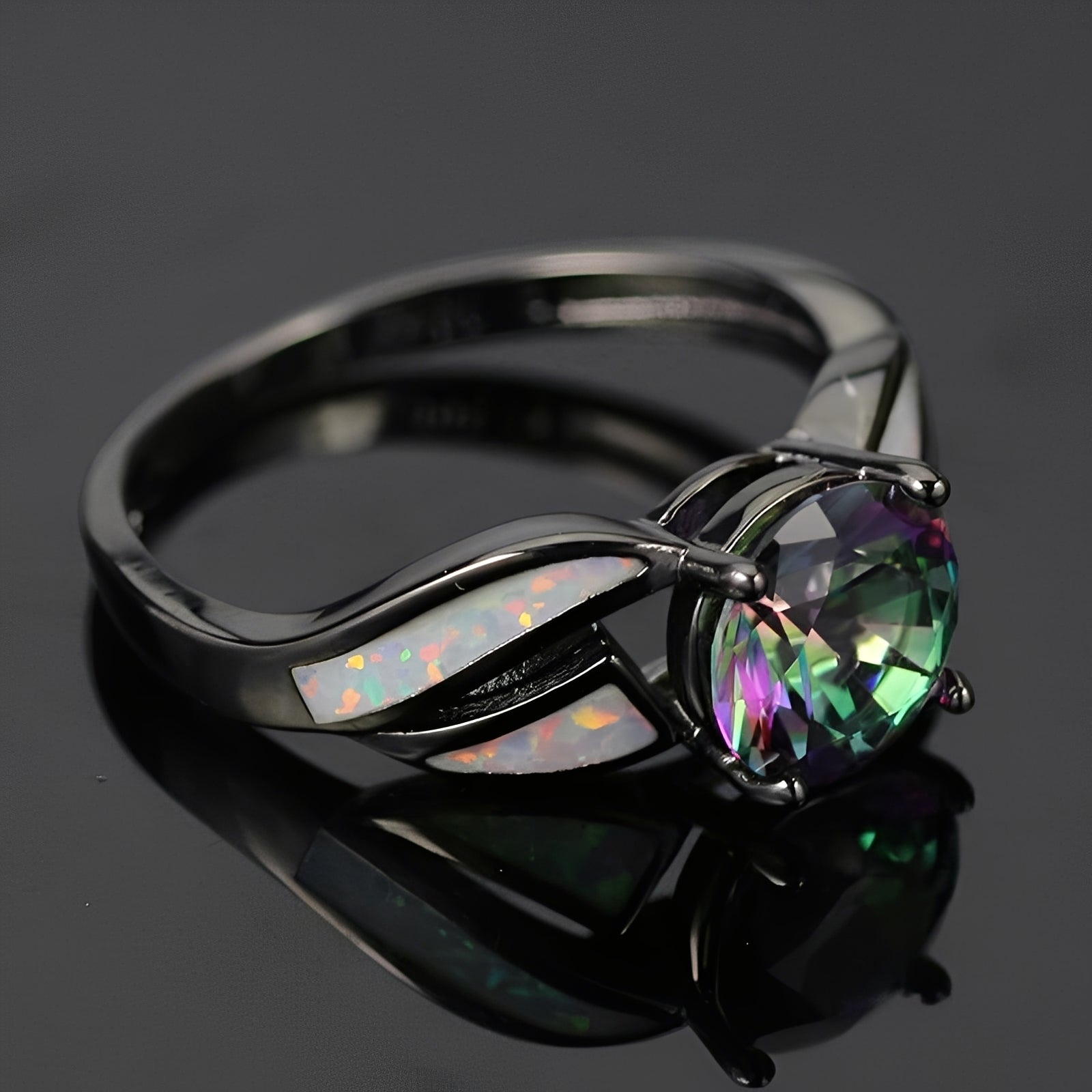 Mirella – Ring Regenbogen in Opal und Topas