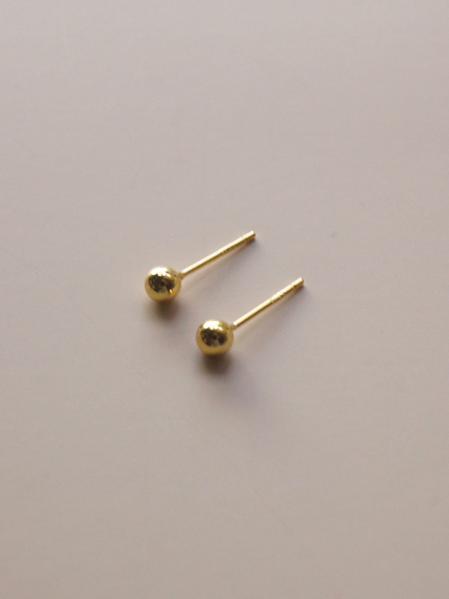 Jacqueline - Kugel-Ohrstecker