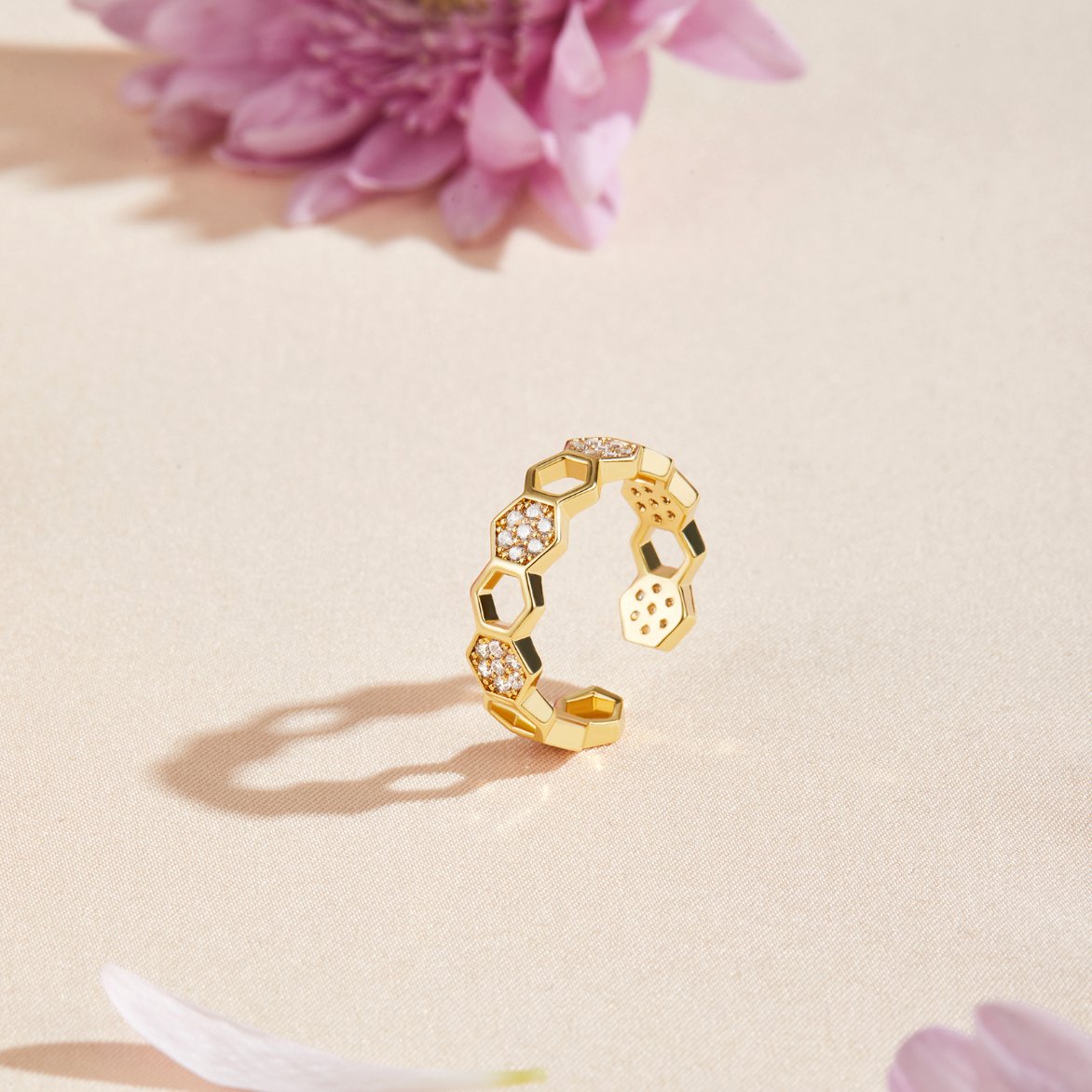 Melina – Ring Strahlen aus Honig in Gold und Kristall