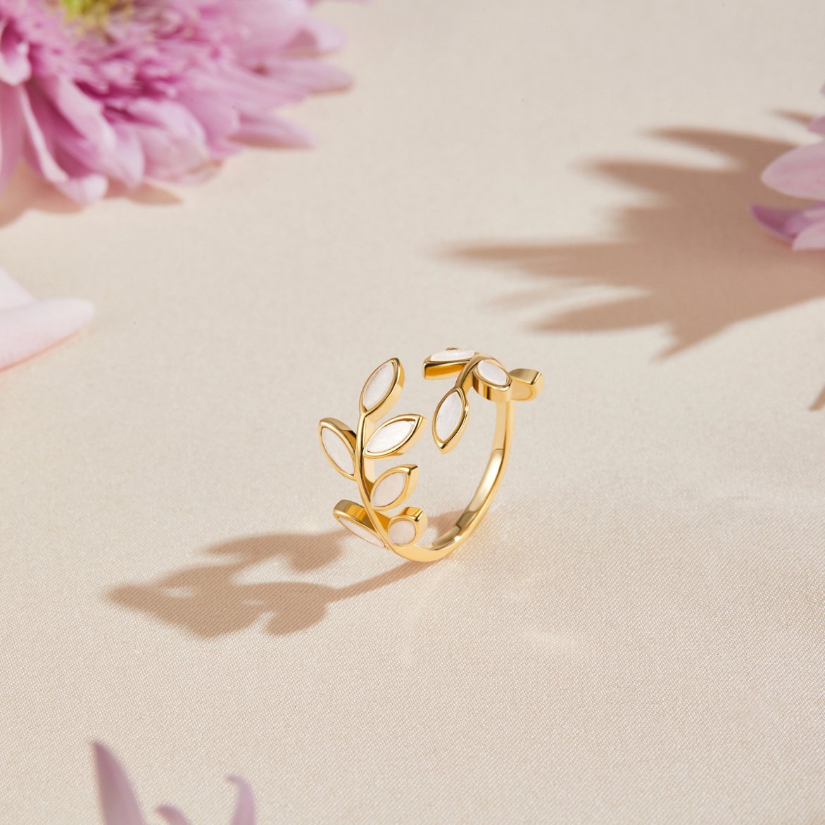 Ysolde – Ring Goldenes Blatt