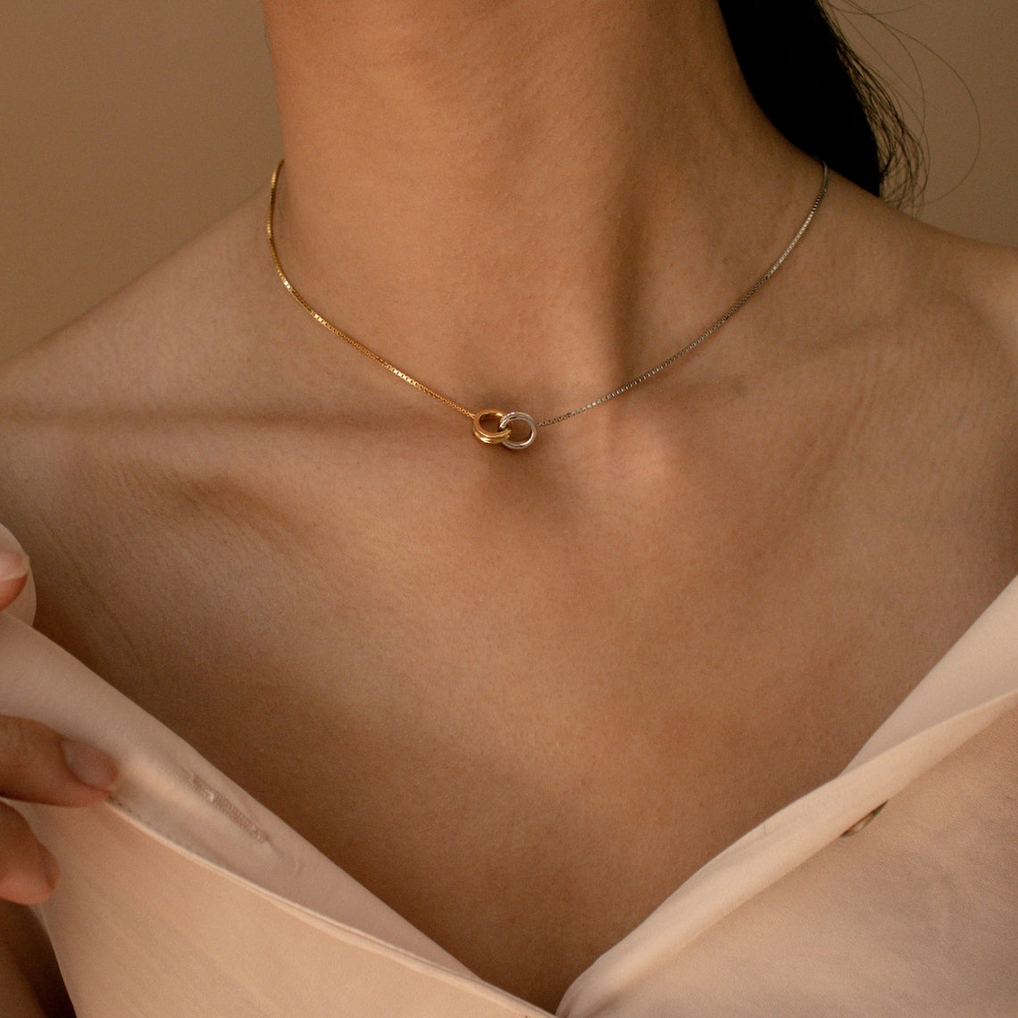 Ewiger Kreis Halskette - Verknüpfte Kreis-Halskette