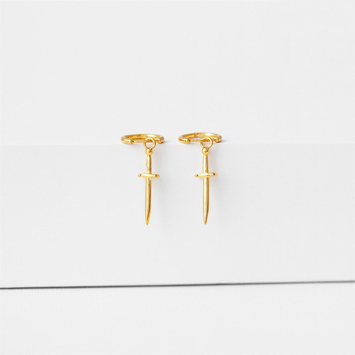 Dolch-Ohrringe - Ohrstecker mit gekreuzten Schwertern