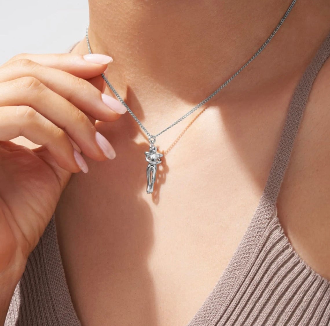 Love Hug Anhänger - Paar Umarmung Halskette