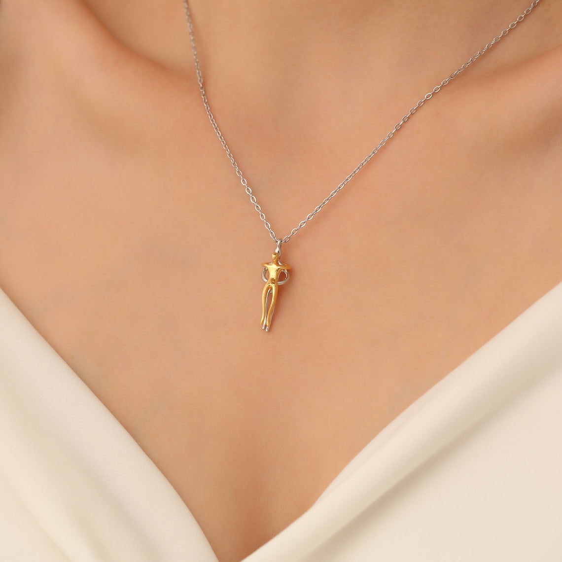 Love Hug Anhänger - Paar Umarmung Halskette