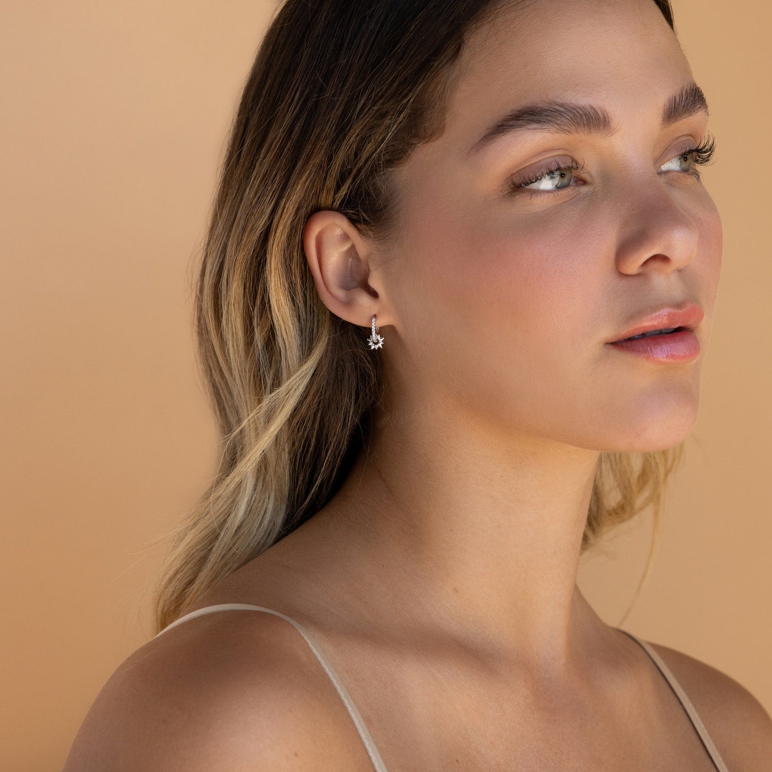 Natalia – Pavé Creolen Soleil